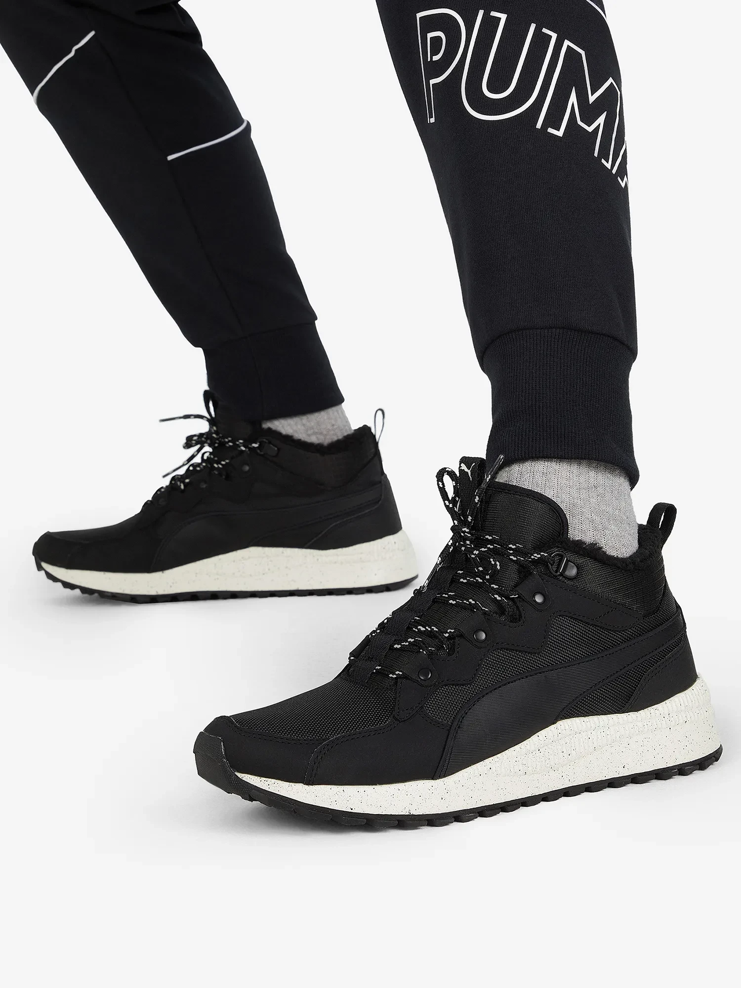 Кросівки утеплені PUMA Pacer Next Mid Sneaker Boot Winterized Кросівки утеплені PUMA Pacer Next Mid Sneaker Boot Winterized