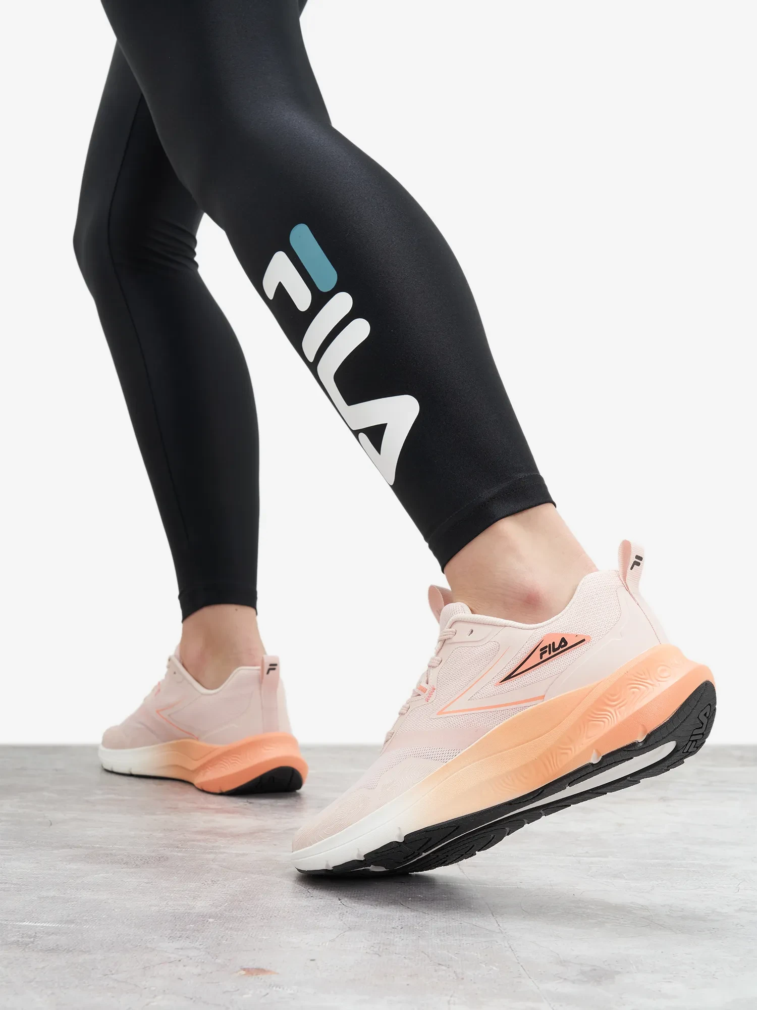 Кросівки жіночі FILA Sense 2.0 Кросівки жіночі FILA Sense 2.0